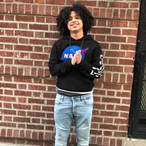 Meet your Posher, Junior